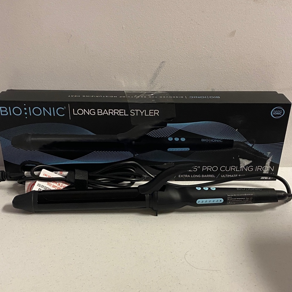Bio Ionic Black Long Barrel Styler 1.25” Pro Curling Iron